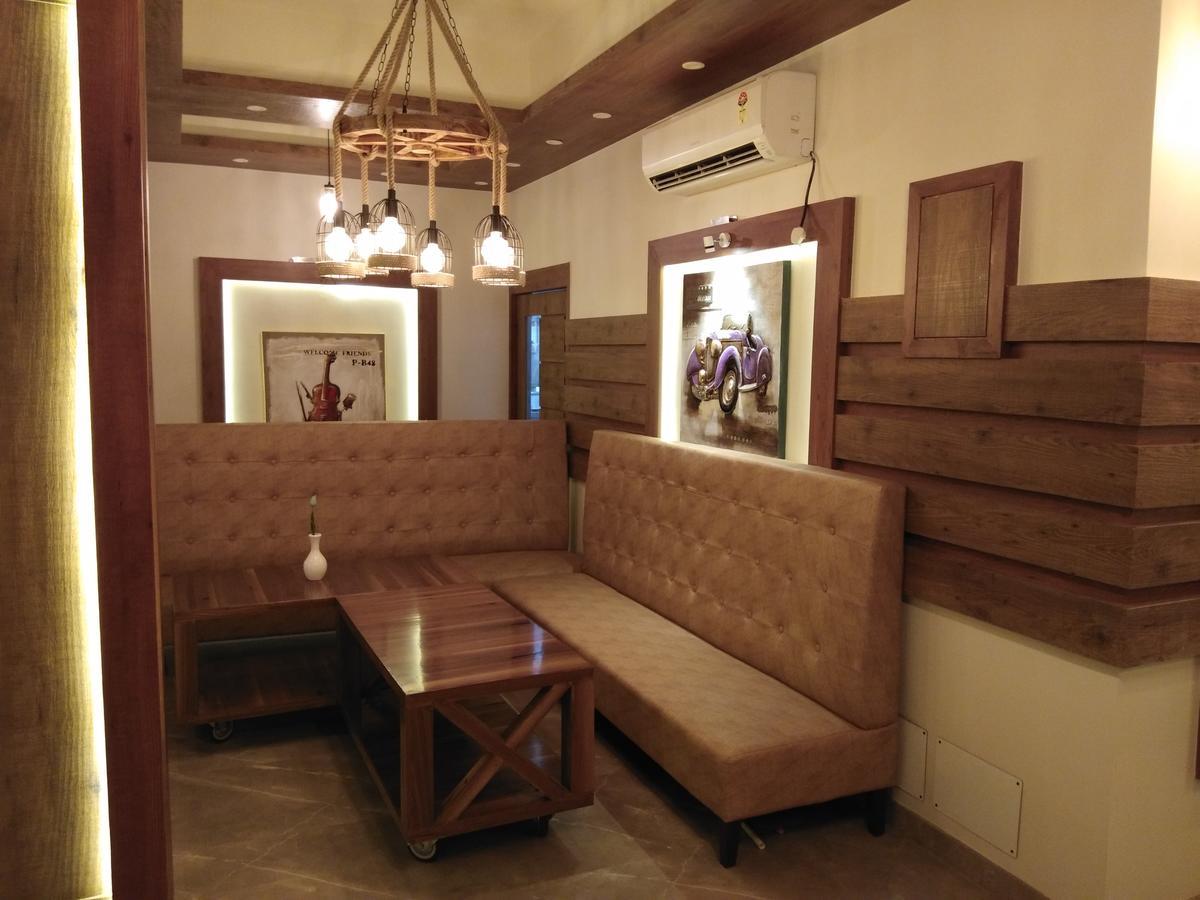 Hotel Khetan Palace 卡蒂哈尔 外观 照片